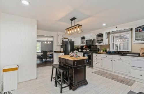 878 Macopin Rd, West Milford NJ  07480-2620 exterior