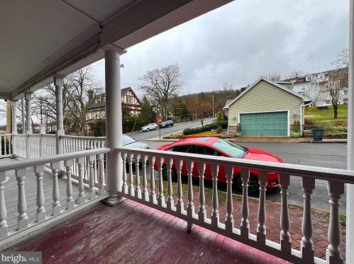 1502 Norwegian St, Primrose PA  17901-2219 exterior