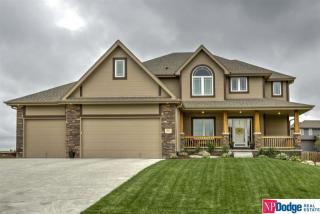 7815 160th Cir, Bennington, NE 68007-1871