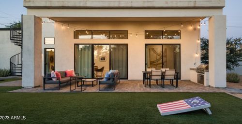 5036 Scottsdale Rd, Scottsdale AZ 85254-5161 exterior