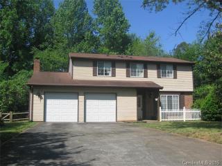501 Regency Dr, Charlotte, NC 28211-5414
