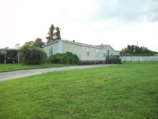1068 Mary Frances Dr, Kissimmee, FL 34741-6769