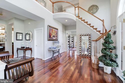 19376 Ml Dm Pl, Leesburg VA 20176-1637 exterior