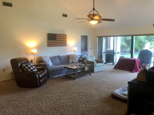 2637 Mohawk Cir, West Palm Beach, FL 33409-7139