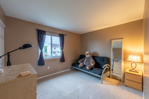 10020 67 St, Kenosha WI 53142-7524 exterior