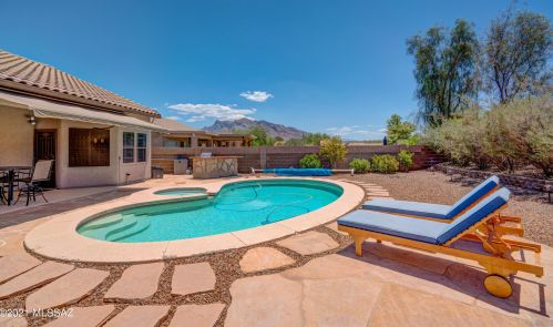 2317 Catalina View Dr, Tucson AZ  85742-4481 exterior