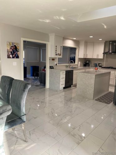 1725 Vulcan St, El Cajon, CA 92021-1055