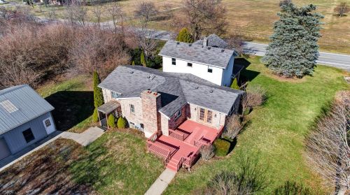 7186 National Rd, Brookville, OH 45309-9217