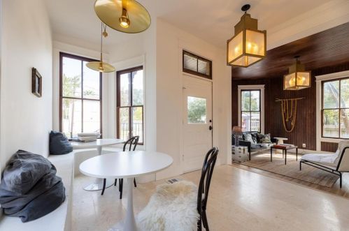 1311 37 St, Galveston TX 77550-6747 exterior