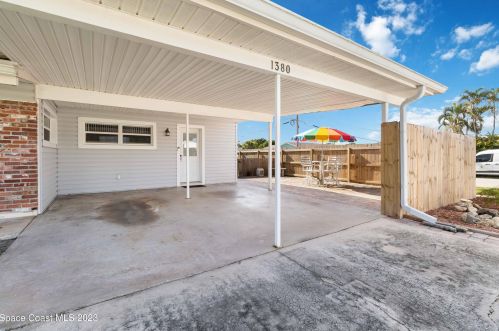1380 Crevalle Ave, Merritt Island, FL 32952-5785