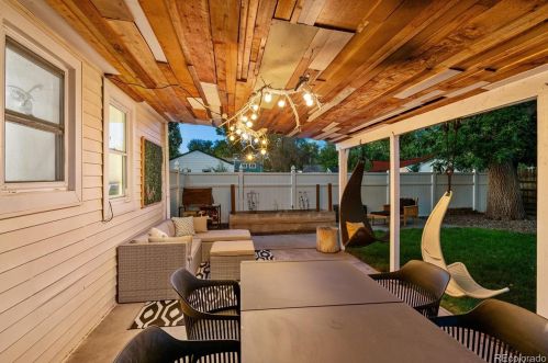 4400 Pearl St, Englewood CO 80113-5831 exterior