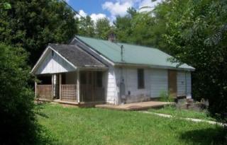 3001 Mikels Ln, Knoxville, TN 37920-4698