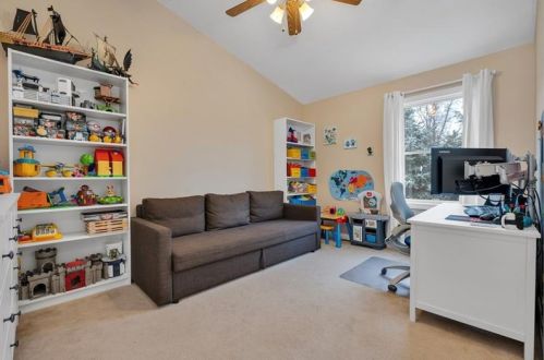 207 Pappan Dr, Imperial PA  15126-1177 exterior