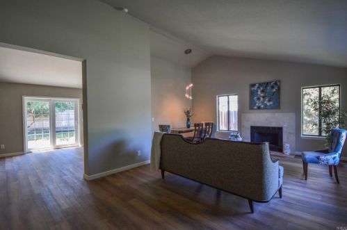 871 Kingman Dr, Vacaville CA  95687-5474 exterior