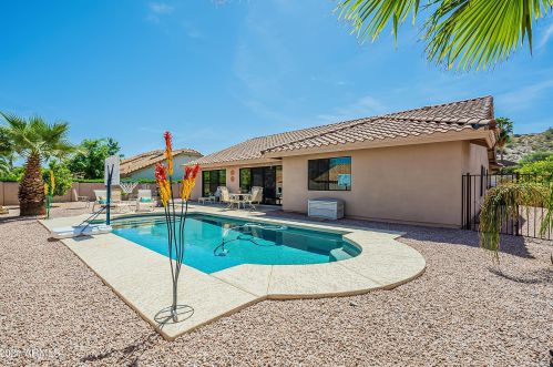 17024 De Anza Dr, Scottsdale, AZ 85268-2957