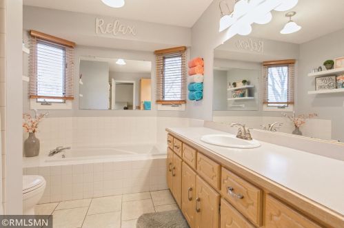 7167 Peterson Trl, Lino Lakes MN  55038-8719 exterior