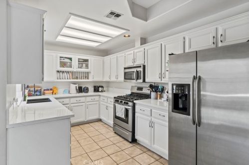 1813 Huntington St, Huntington Beach CA  92648-3131 exterior