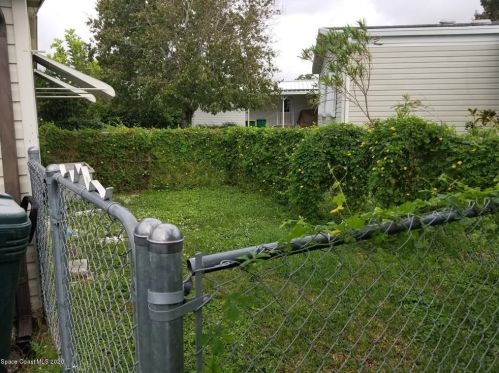 622 Royal Tern Dr, Sebastian FL  32976-7360 exterior