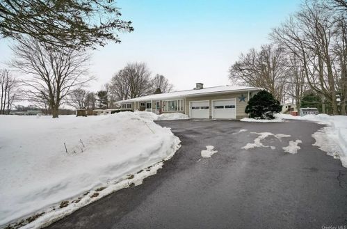 517 State Route 211, Montgomery NY  12549-2410 exterior