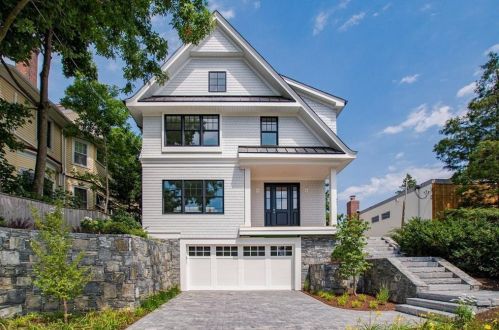 377 Wayland Ave, Providence, RI 02906-4667