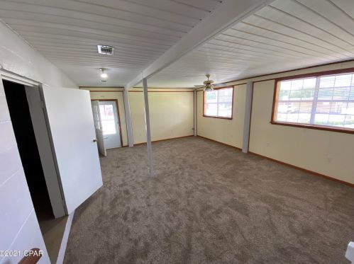 2487 3 Ave, Alford FL  32420-6847 exterior