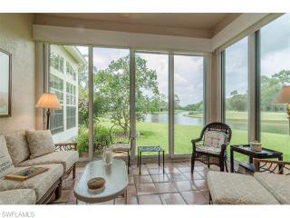 170 Amblewood Ln, Naples, FL 34105-7147