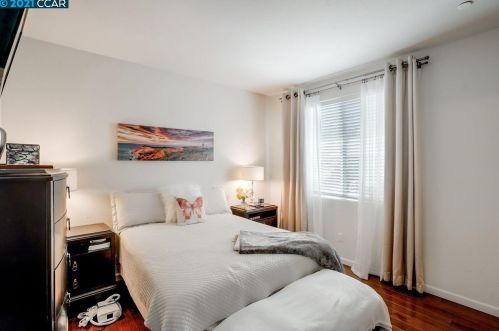 225 Silver Bell Way, Oakley CA  94561-2363 exterior