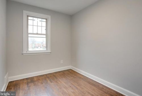 1678 40th St, Washington, DC 20020-1029