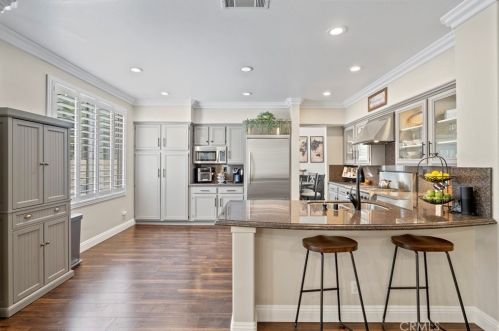 30411 Star Canyon Pl, Santa Clarita CA  91384-4712 exterior