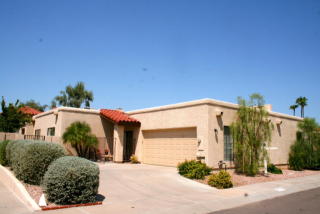 5510 Paradise Dr, Scottsdale AZ  85254-5729 exterior