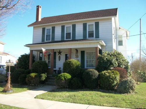 515 Bloomington Ave, Curwensville, PA 16833-1306