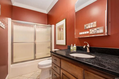 1540 Lake George Dr, Mishawaka IN  46545-4065 exterior