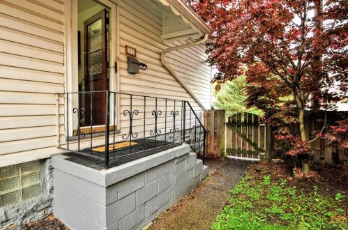 1718 6th Ave, Beaver Falls PA  15010-4009 exterior