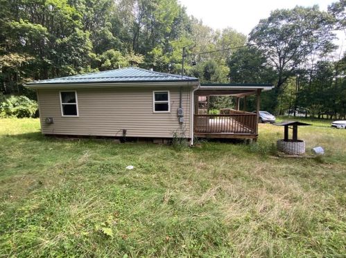 7543 Fisher Sigel Rd, Hallton PA  15860-1011 exterior