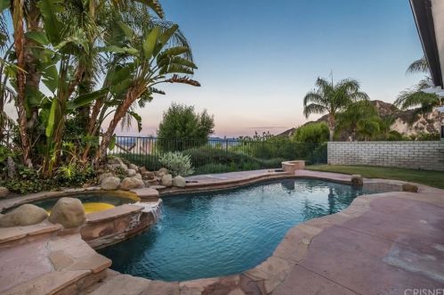 26603 Shakespeare Ln, Santa Clarita, CA 91381-1466