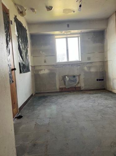 5229 Stanton Ave, Pittsburgh PA  15201-2592 exterior