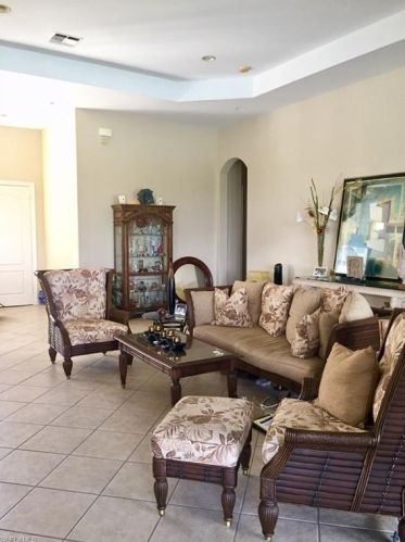 28561 Calabria Ct, Naples FL 34110-2861 exterior