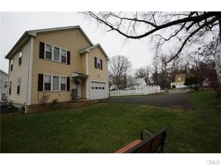 515 Platt St, Bridgeport, CT 06606-2947