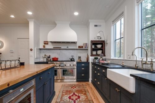 30 Glenwood St, Natick MA 01760-5649 exterior