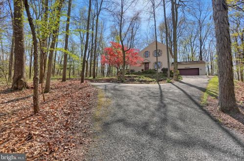 703 Ridge Rd, Alpine, PA 17339-9593