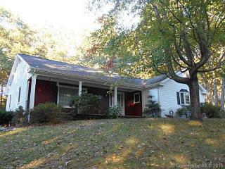 204 Roper Rd, Moosup, CT 06354-1714