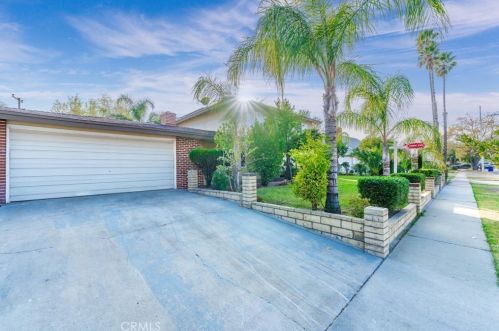 249 Heather St, Rialto CA  92376-2813 exterior