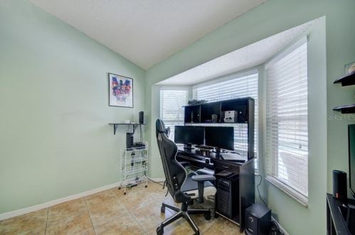 3424 Fox Holw Dr, Orlando FL 32829-8781 exterior