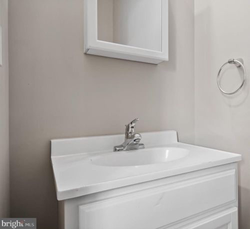 655 Line St, Camden NJ  08103-1452 exterior