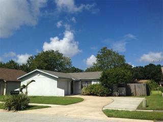 5120 Postell Dr, Tarpon Springs, FL 34690-2133