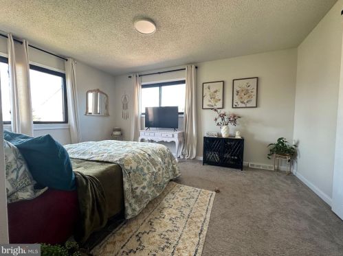 318 Bridge St, Collegeville PA  19426-3502 exterior