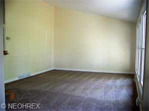 3841 Ayrshire Dr, Youngstown, OH 44511-1121