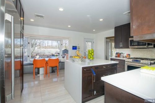 386 Cumberland St, Englewood, NJ 07631-4702