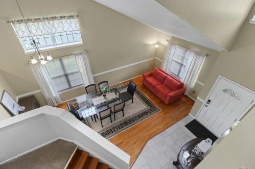 7 Woodfield Dr, Washingtonville NY  10992-1149 exterior