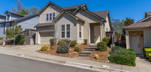 52 Royal Gorge St, Santa Rosa, CA 95409-4282